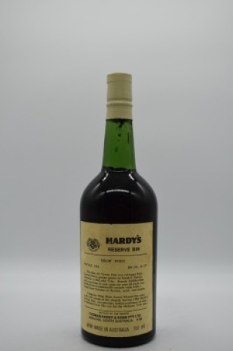 Hardy's Reserve Bin M 177 Show Port Shiraz 1954