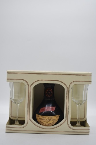 Champagne Moet & Chandon Petite Liqueur 2 Glass Set NV
