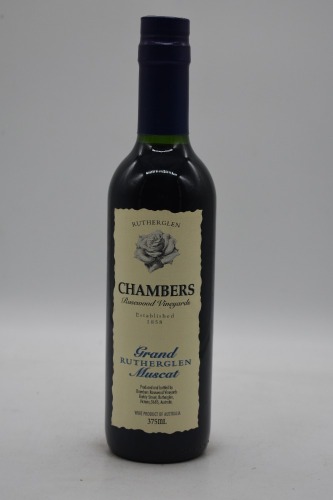 Chambers Rosewood Vineyards Grand Rutherglen (375ml) (2002 Release) Muscat NV